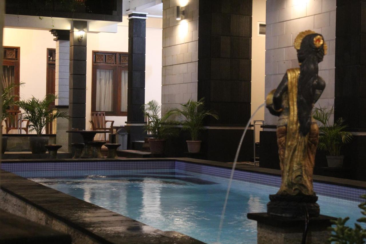 New Asta Graha Guesthouse Jimbaran Екстериор снимка