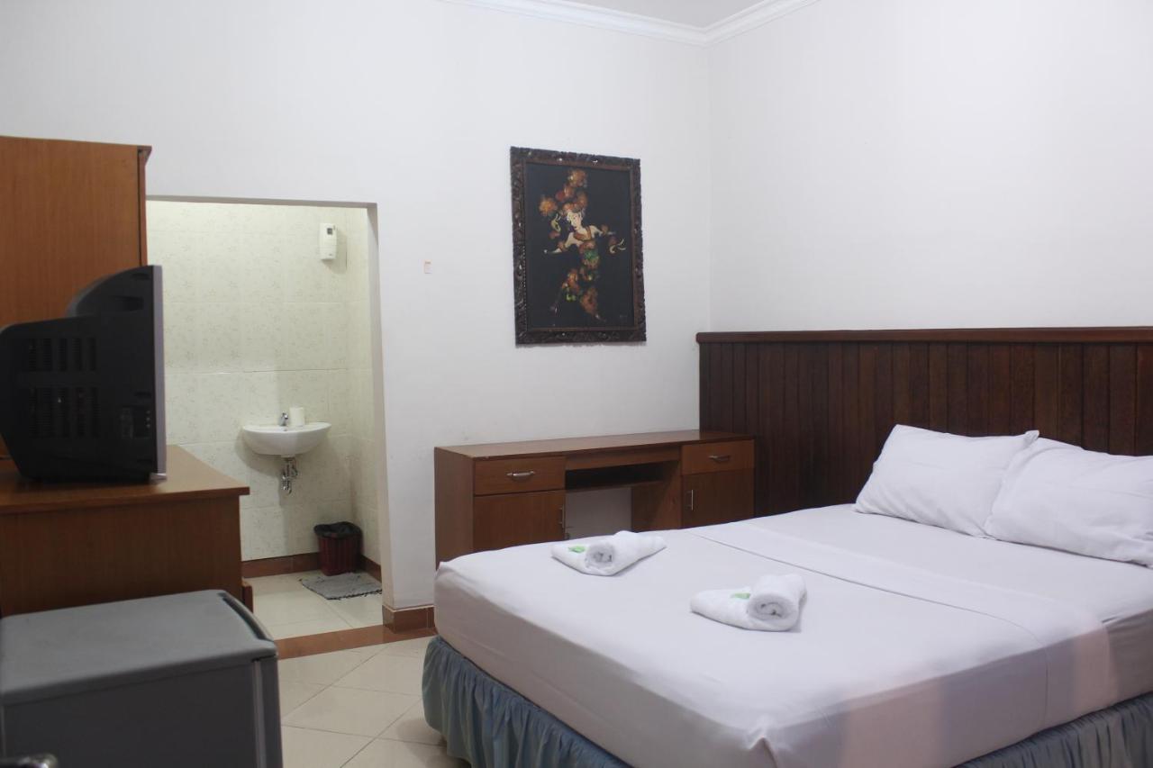 New Asta Graha Guesthouse Jimbaran Екстериор снимка